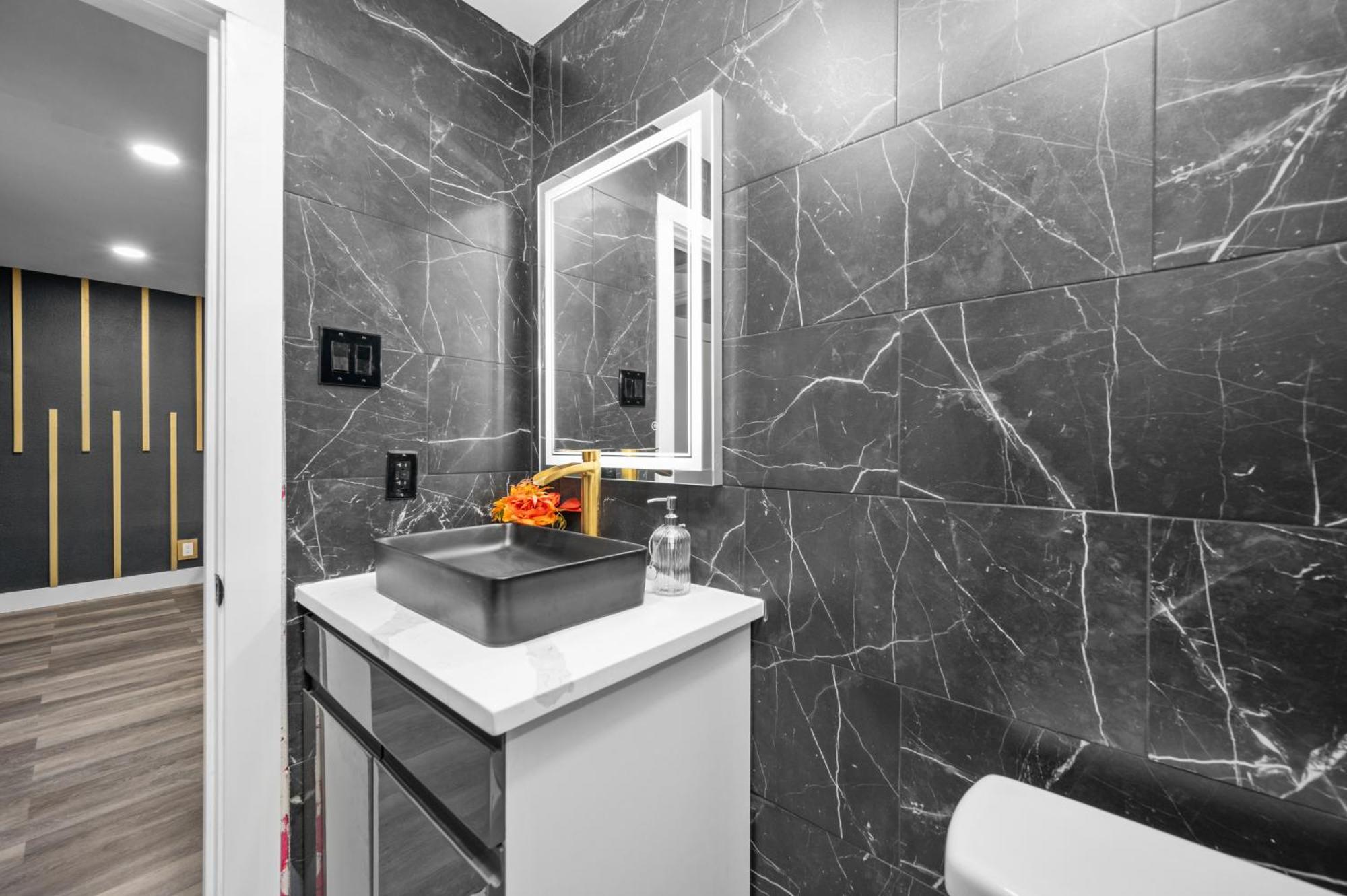 Elegant 2Br Apt Near Med Center With Free Park Houston Zewnętrze zdjęcie
